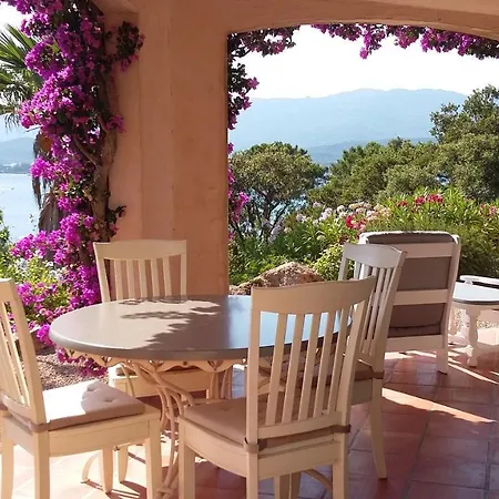 Couette-café U Paradisu 3*