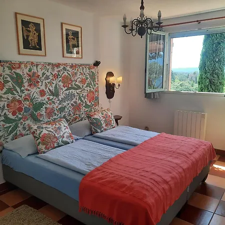 Couette-café U Paradisu